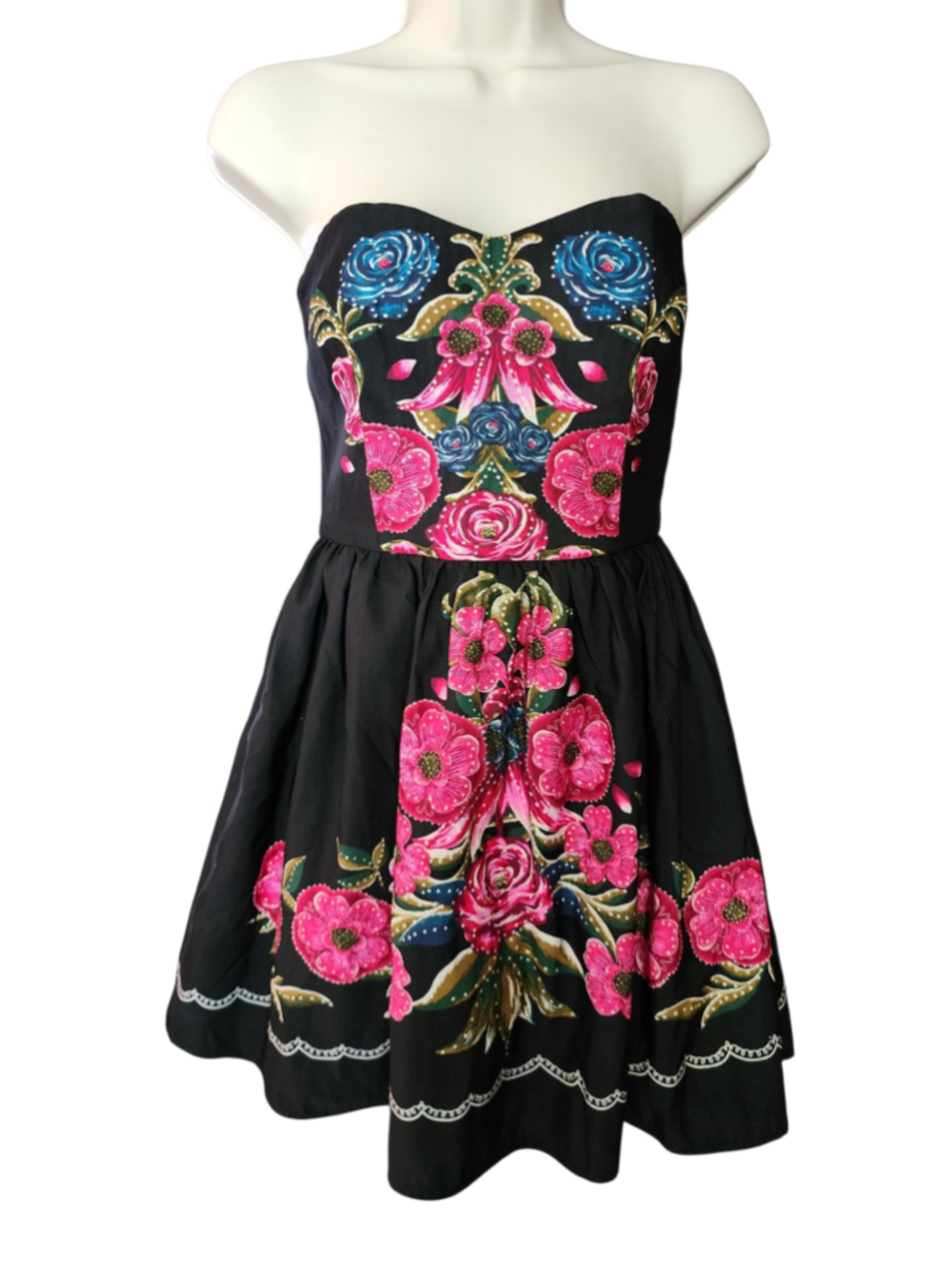 Forever 21 Black Strapless Floral Embroidered Mini Dress S Boho Festival Party